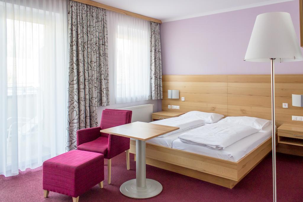 Gesundheitsresort Bad St. Leonhard Bad Sankt Leonhard im Lavanttal Oda fotoğraf
